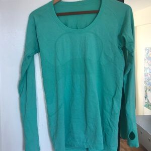 Lululemon Swiftly Tech Long Sleeve Crew